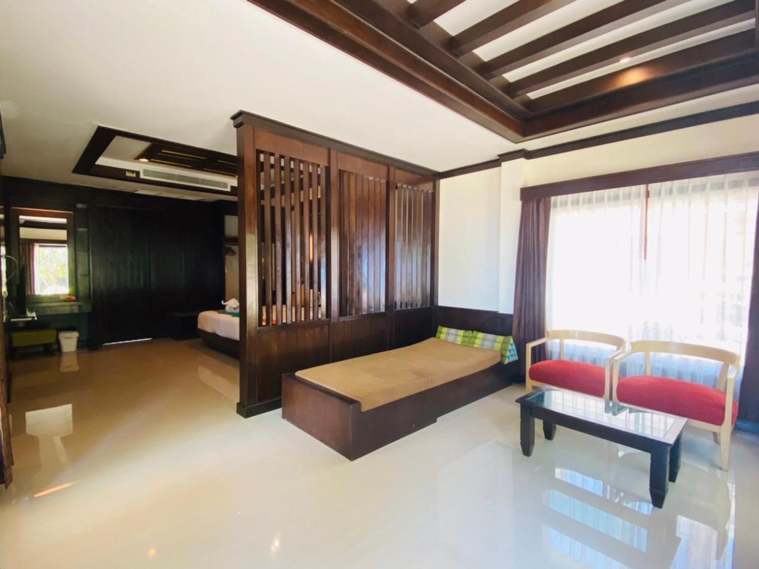 Beach Bungalow At Lanta Resort Koh Lanta Exterior photo