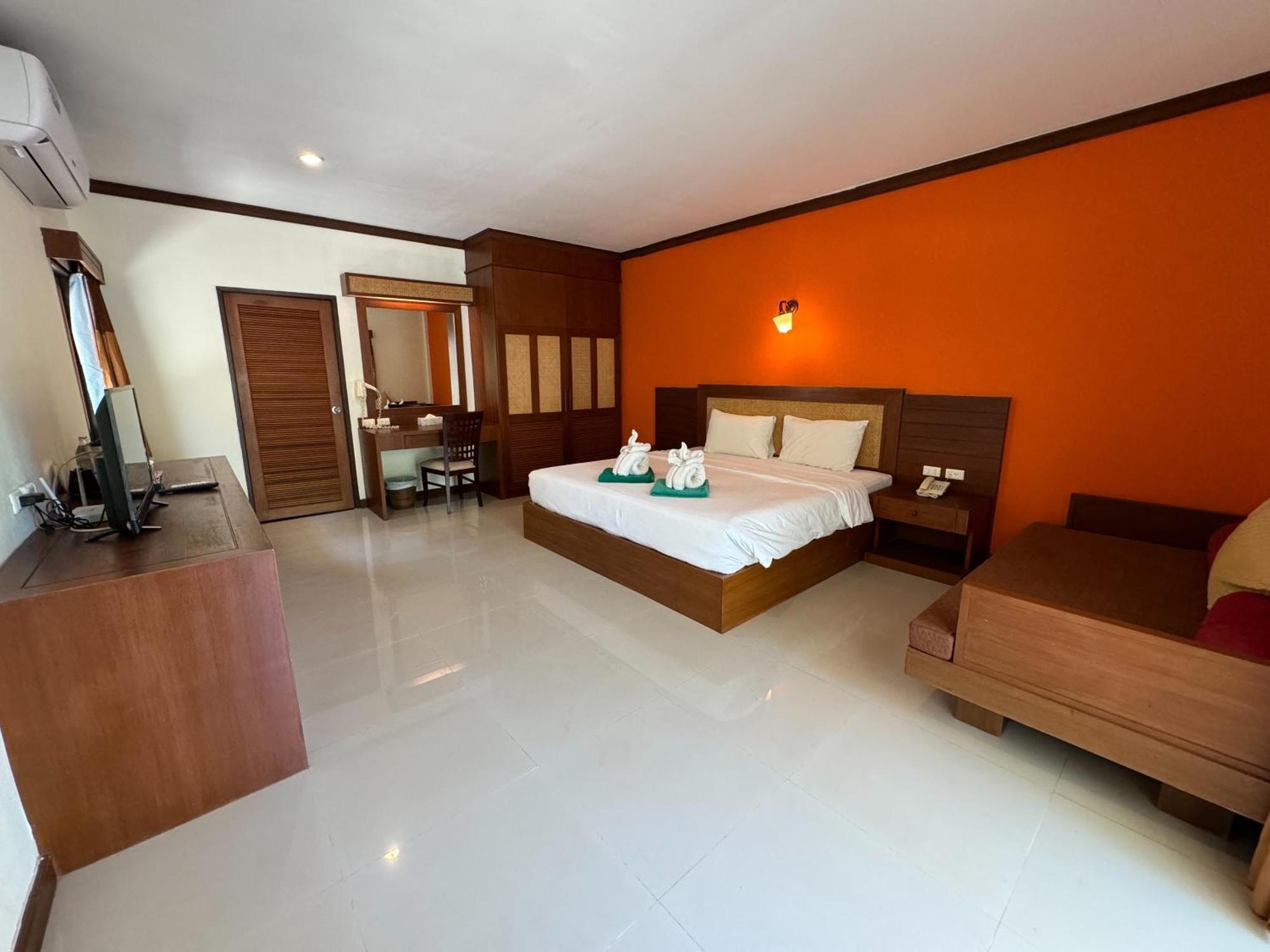 Beach Bungalow At Lanta Resort Koh Lanta Exterior photo