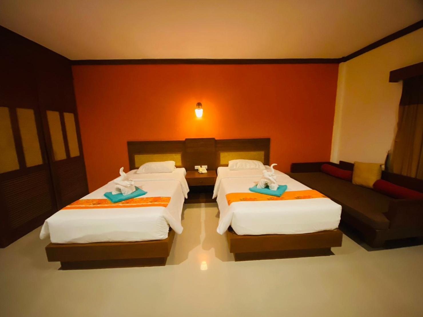 Beach Bungalow At Lanta Resort Koh Lanta Exterior photo